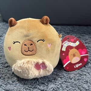 NWT Squishmallow animal whose name is Lijjian